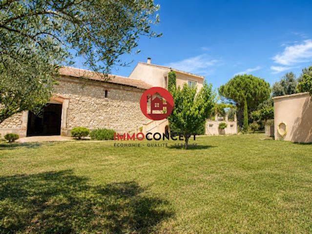 Vente Maison 7 pièces 300 m2 Avignon