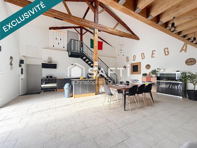 Vente Maison 7 pièces 300 m2 Bégaar