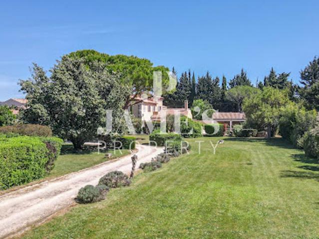 Vente Maison 7 pièces 300 m2 Fontvieille