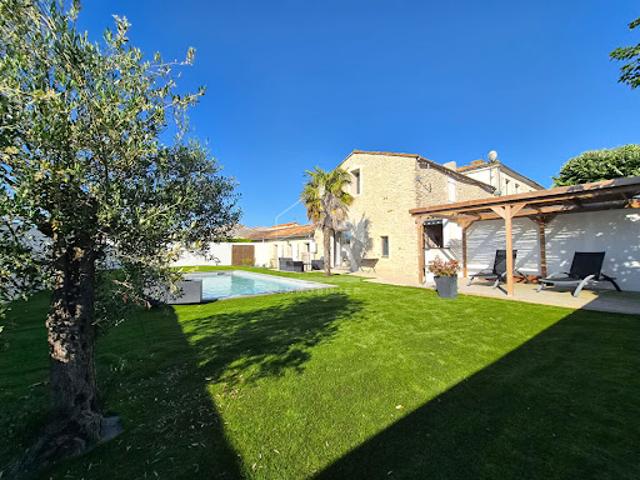 Vente Maison 7 pièces 300 m2 Villedoux