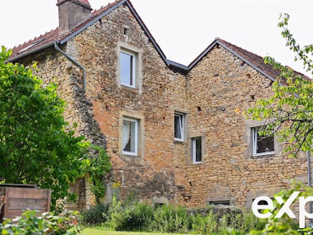 Vente Maison 7 pièces 301 m2 Montferrand le Château