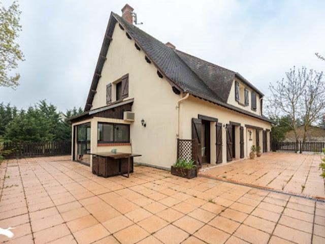 Vente Maison 7 pièces 327 m2 Saint Florent sur Cher