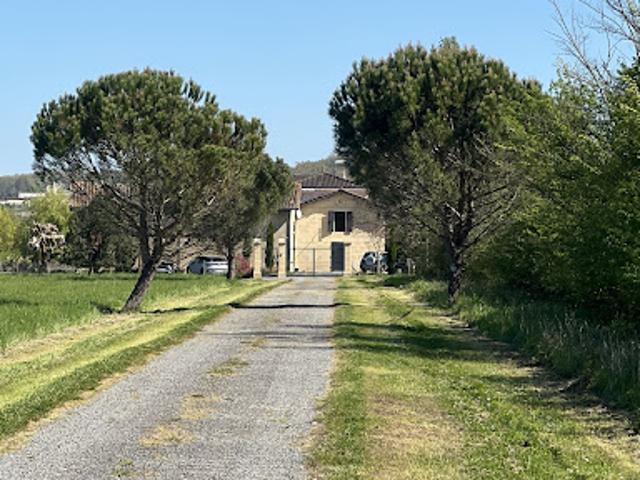 Vente Maison 7 pièces 330 m2 Izon