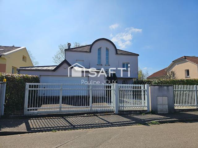 Vente Maison 7 pièces 375 m2 Mirecourt