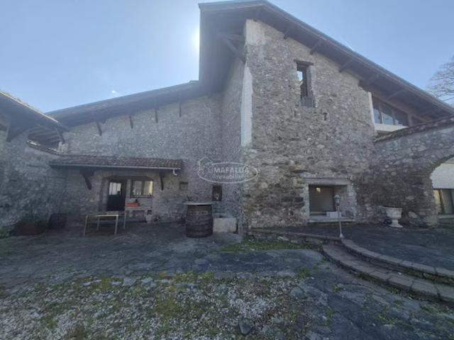 Vente Maison 7 pièces 415.07 m2 Draillant