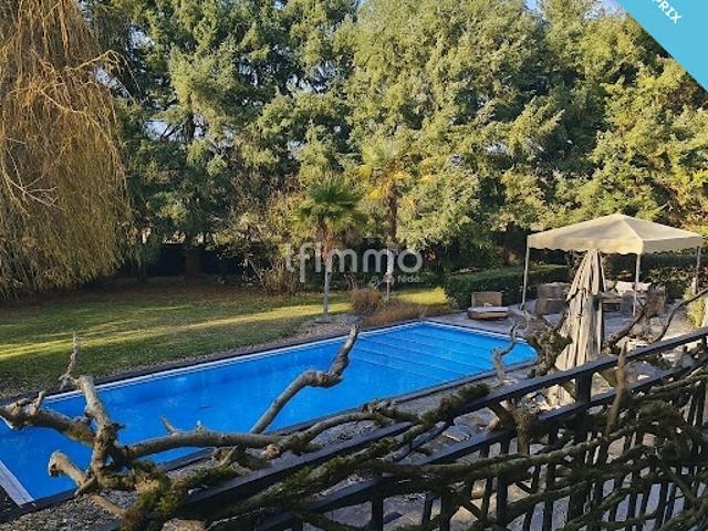 Vente Maison 7 pièces 484 m2 Saint Genest d'Ambière