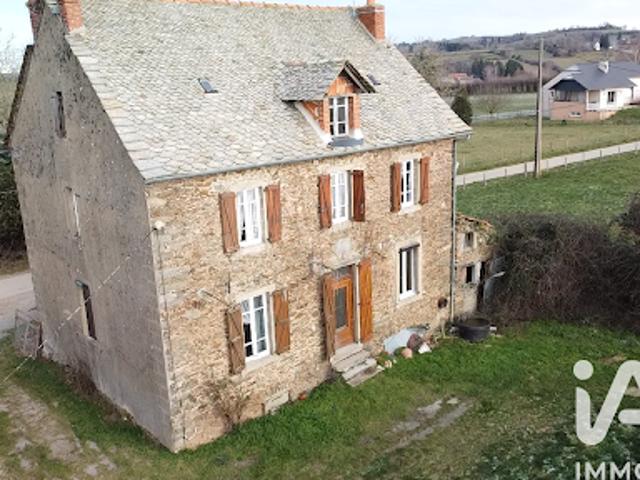 Vente Maison 7 pièces 7740 m2 Rieupeyroux