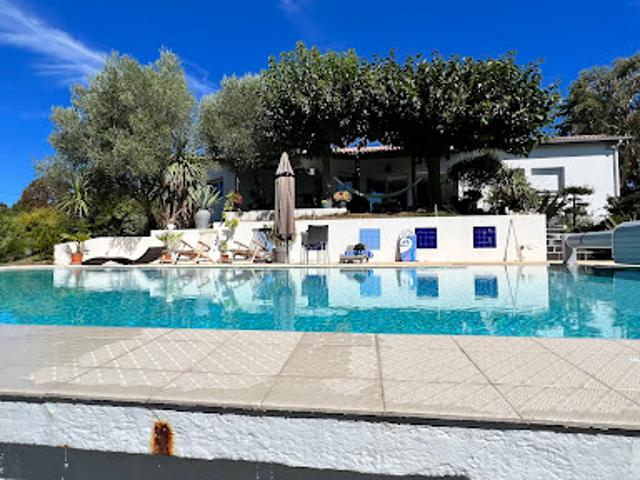 Vente Maison 7 pièces 9800 m2 Cahors