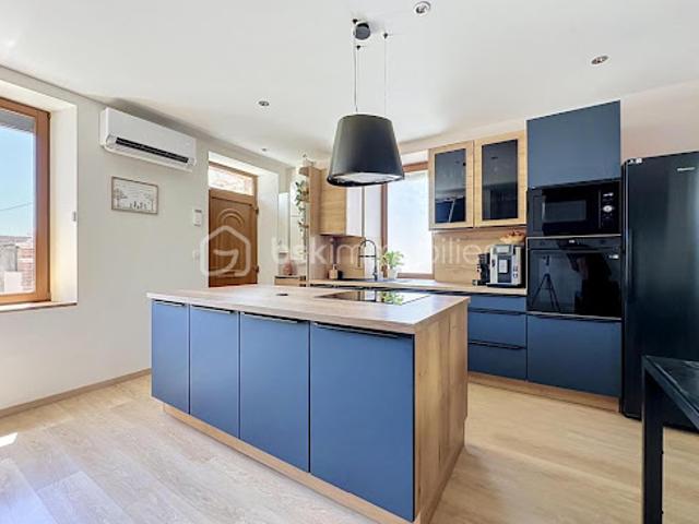 Vente Maison 7 pièces 98 m2 Thorigny sur Oreuse