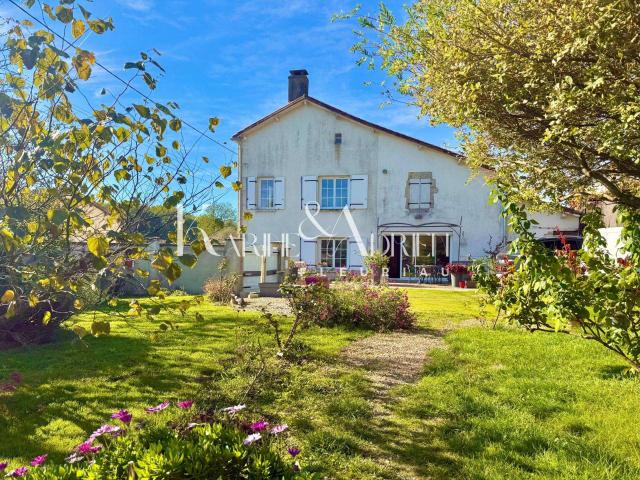 Vente maison 7 pièces Coulonges sur l'Autize 79