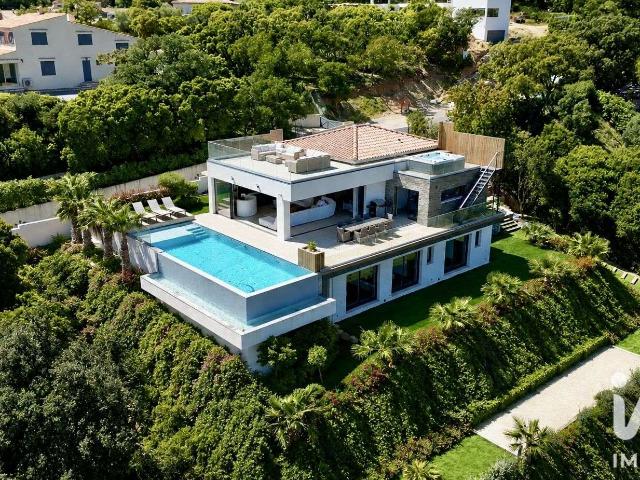 Vente maison 7 pièces Cavalaire sur Mer 83