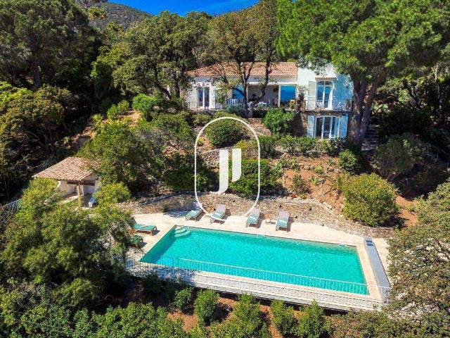 Vente maison 7 pièces Cavalaire sur Mer 83