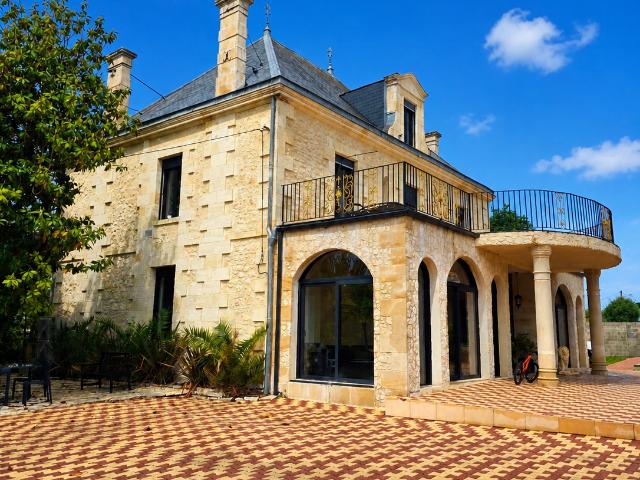 Vente maison 25 pièces Cavignac 33