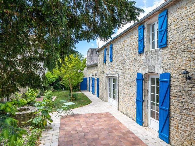 Vente maison 7 pièces Champagné les Marais 85