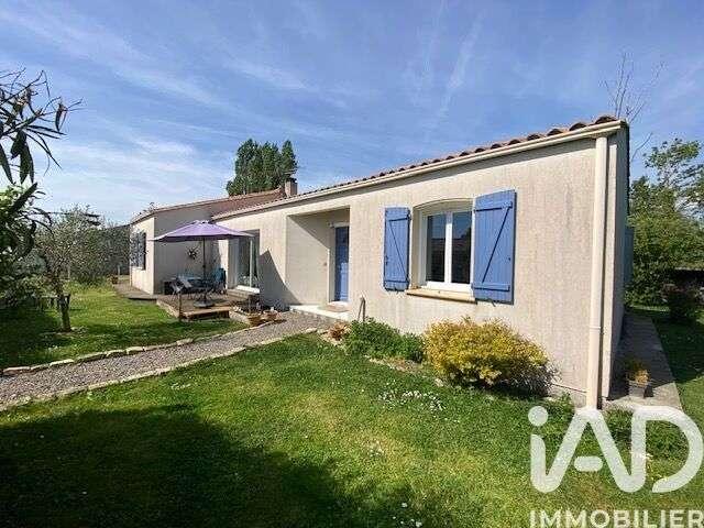 Vente maison 7 pièces Champagné les Marais 85