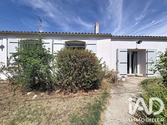 Vente maison 7 pièces Charron 17
