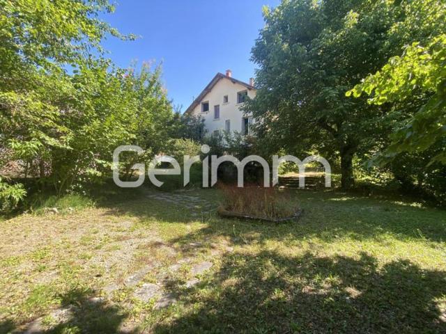 Vente Maison 7 pièces + cuisine 178,23 m² 620 000