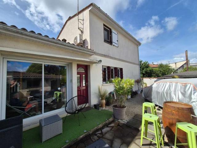 Vente maison 7 pièces Angoulême 16