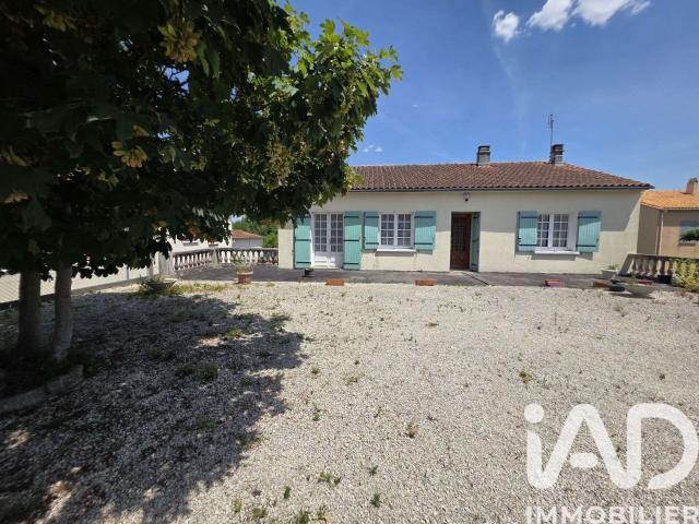 Vente maison 7 pièces Aigre 16