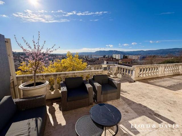 Vente maison 7 pièces Bourg lès Valence 26