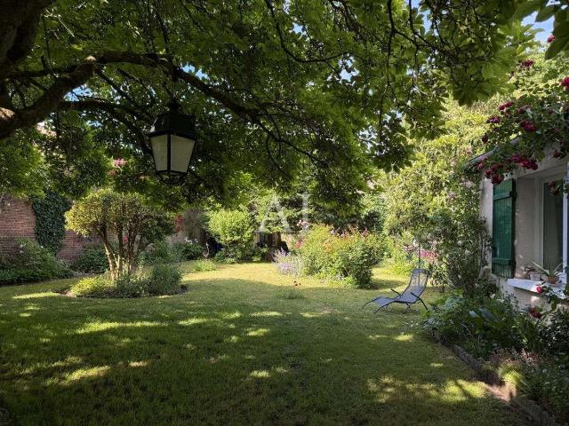 Vente maison 7 pièces Bourges 18