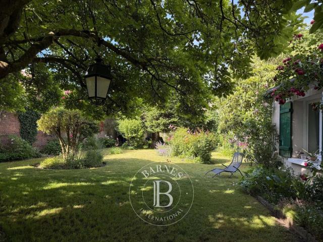 Vente maison 7 pièces Bourges 18