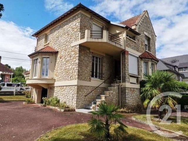 Vente maison 7 pièces Bagnoles de l'Orne 61