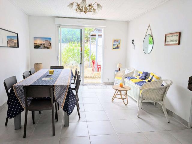 Vente maison 7 pièces Barbâtre 85