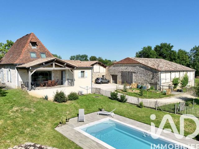 Vente maison 7 pièces Beaumont du Périgord 24