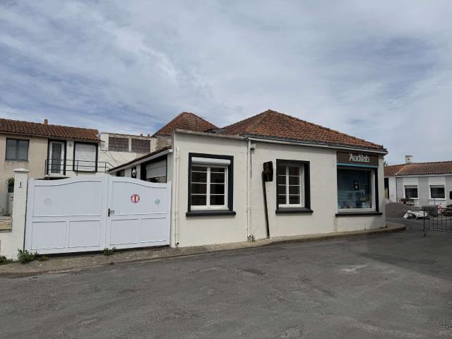 Vente maison 7 pièces Beauvoir sur Mer 85