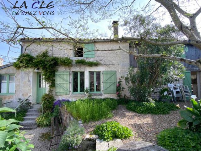 Vente maison 7 pièces Benet 85