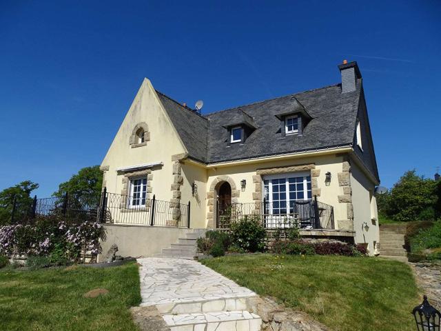 Vente maison 7 pièces Gouarec 22