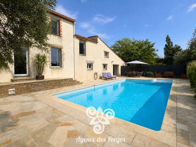 Vente maison 7 pièces Gorges 44