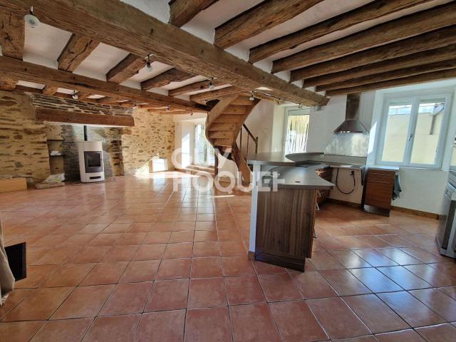 Vente maison 7 pièces Gennes Longuefuye 53