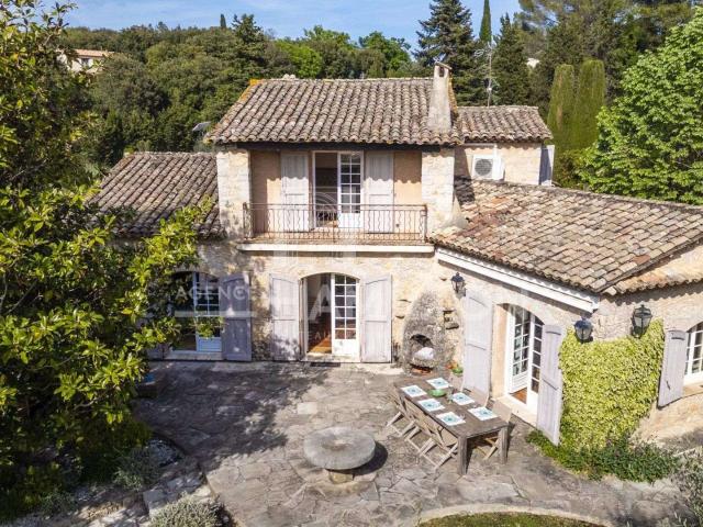 Vente maison 7 pièces Grasse 06