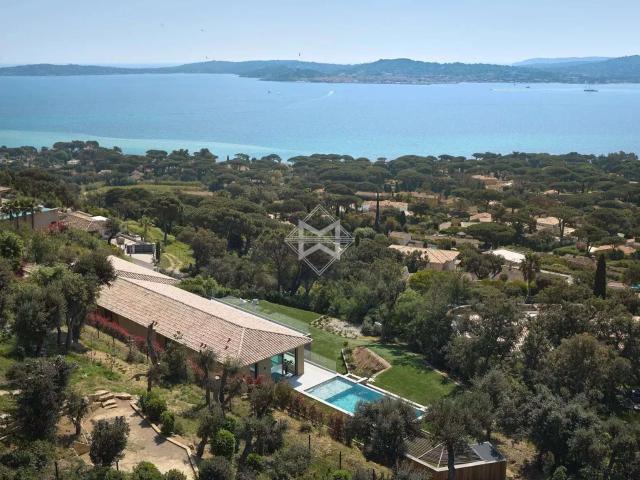 Vente maison 7 pièces Grimaud 83