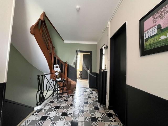 Vente maison 7 pièces Fontenay le Comte 85