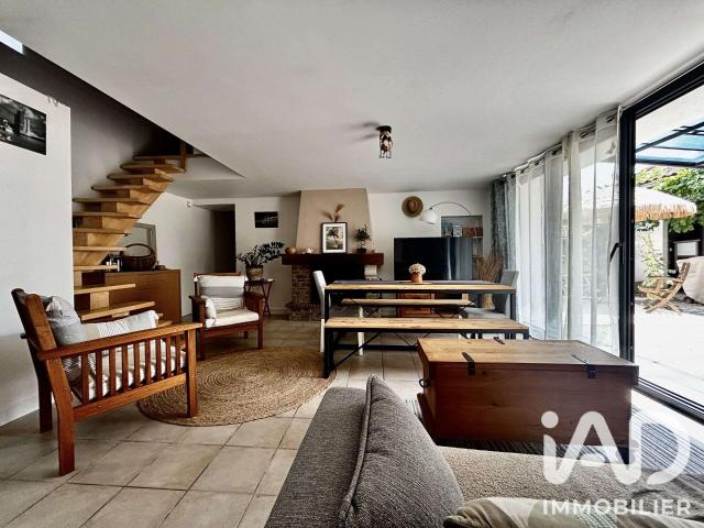 Vente maison 7 pièces Forges 17