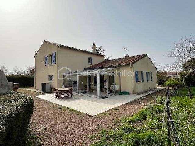 Vente maison 7 pièces Fors 79