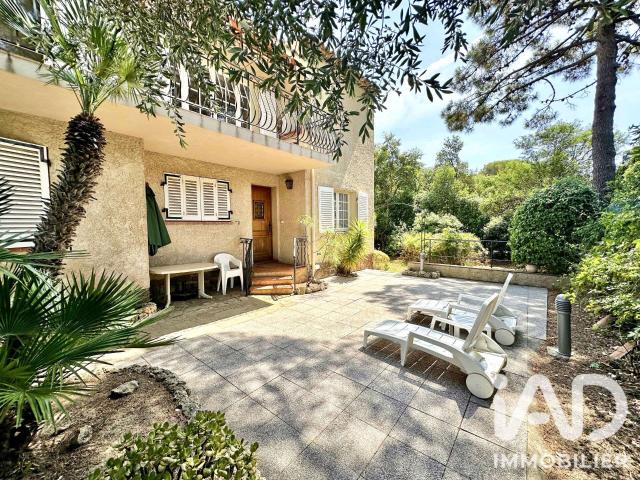 Vente maison 7 pièces Fréjus 83