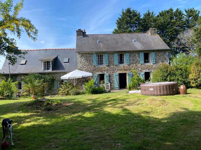 Vente maison 7 pièces Huelgoat 29