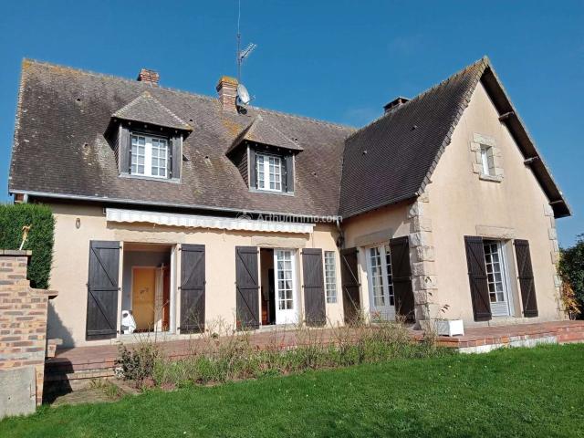 Vente maison 7 pièces Javron les Chapelles 53