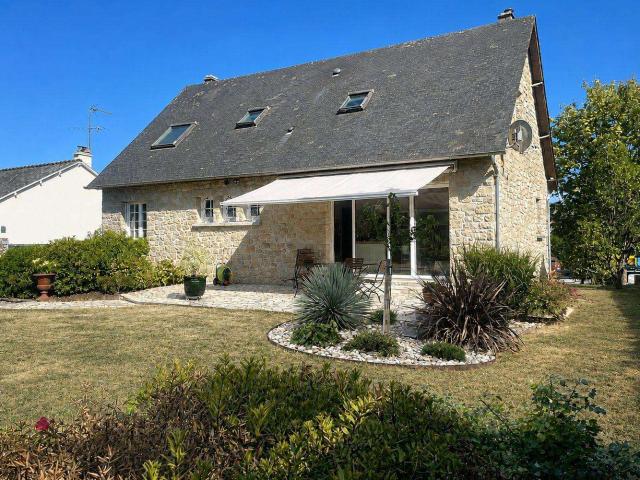 Vente maison 7 pièces Oisseau 53