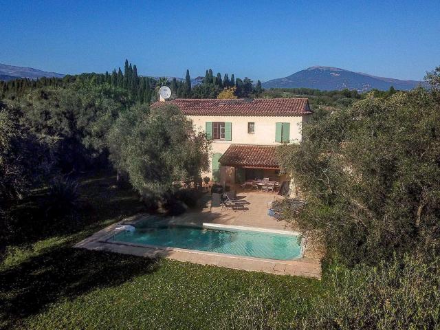 Vente maison 7 pièces Opio 06