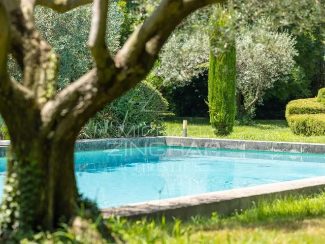 Vente maison 7 pièces Lourmarin 84