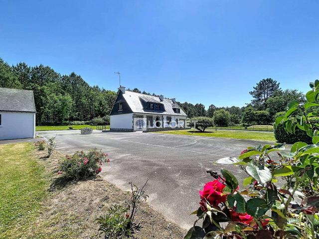 Vente maison 7 pièces Locoal Mendon 56