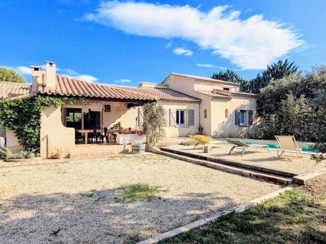 Vente maison 7 pièces Lauris 84