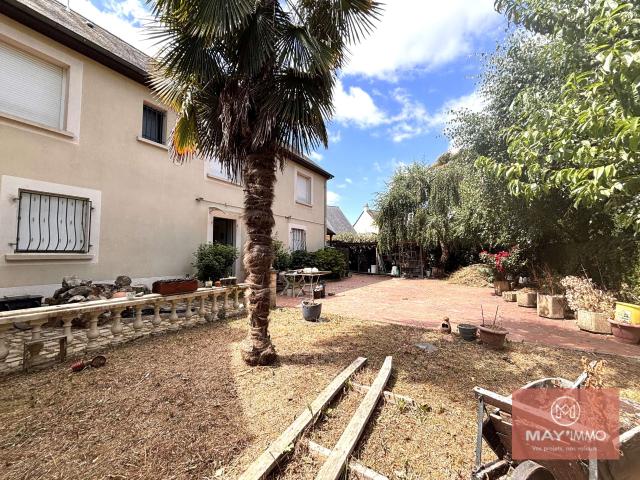 Vente maison 7 pièces Laval 53