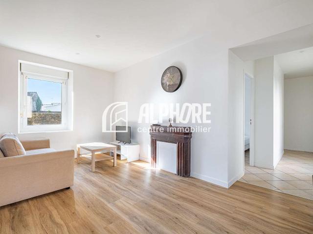 Vente maison 7 pièces La Chapelle des Marais 44
