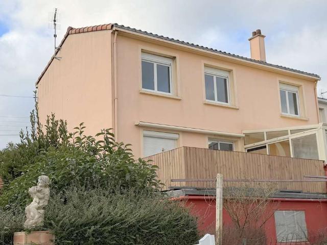 Vente maison 7 pièces La Châtaigneraie 85